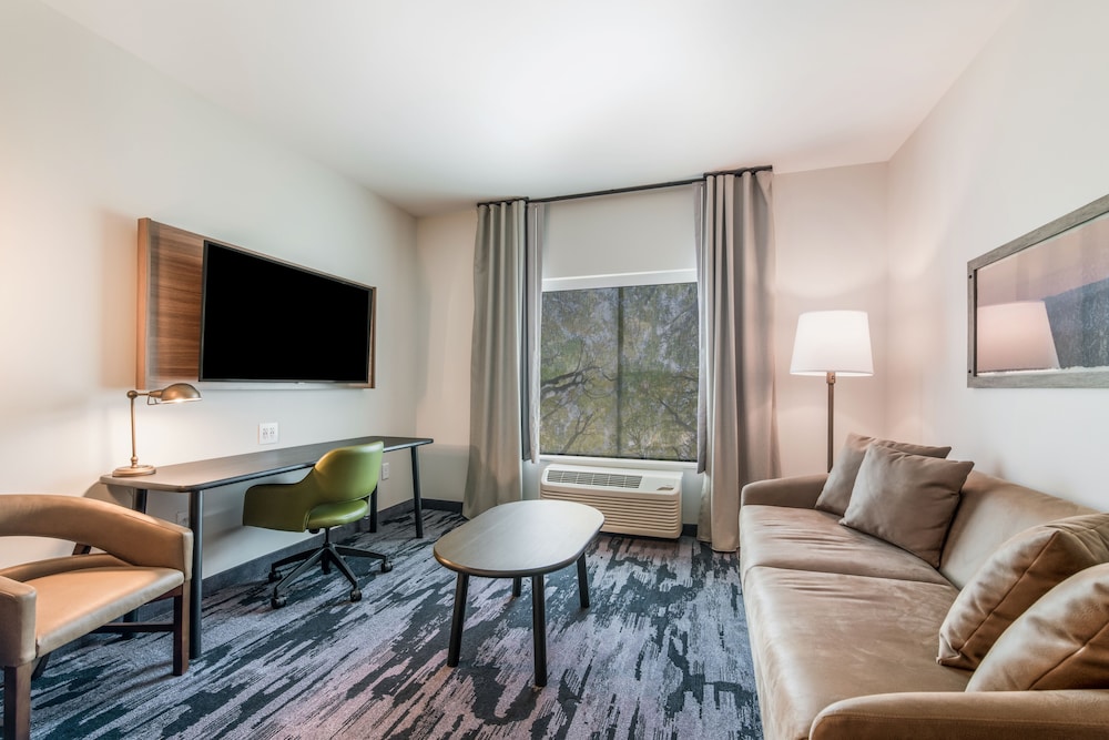 Fairfield by Marriott Inn & Suites Knoxville Clinton - photo 15