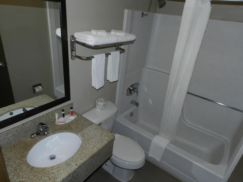 Super 8 by Wyndham Fremont NE - photo 15