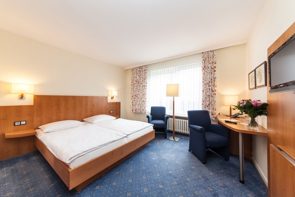 Signature Hotel Drei Kronen — hotel in Elmshorn