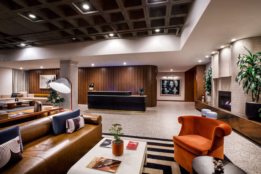 Hotel Indy Indianapolis a Tribute Portfolio Hotel - photo 2