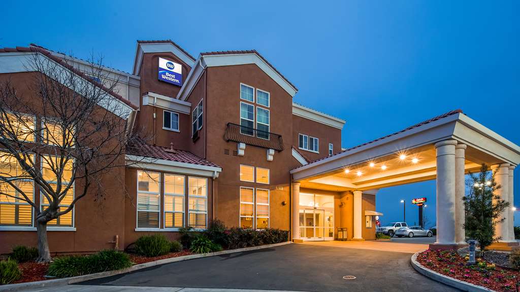 Best Western I 5 Inn & Suites in Lodi, United States