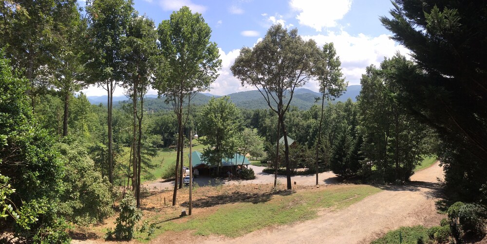 Paradise Hills Winery Resort & Spa - photo 280