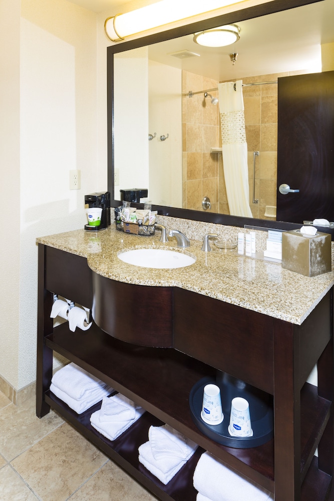 Hampton Inn & Suites Las Vegas South - photo 30