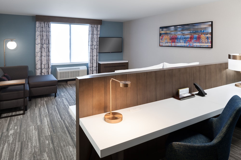 Hilton Garden Inn Madison Downtown - photo 6