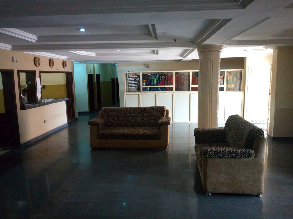 Peak Olam Suites — Abeokuta — photo 3