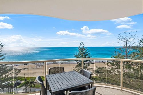 Zanzibar 905 Ocean front 2 bedroom apartment — 4-Star Luxury Hotel in Mooloolaba, Australia