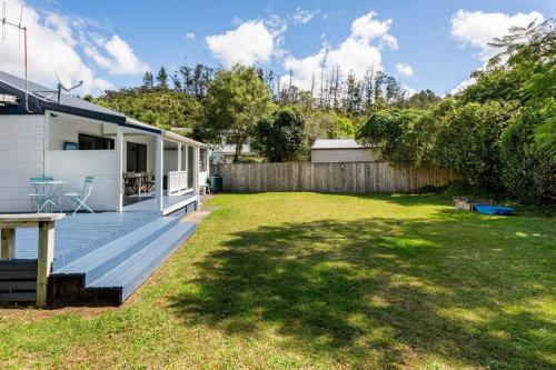 Typical Kiwi Family Holiday Home in the Coromandel — 4-Star Luxury Hotel in Tairua, New Zealand