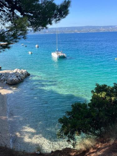 Apartman Bauer Omiš Nemira free parking — 4-Star Luxury Hotel in Omis, Croatia