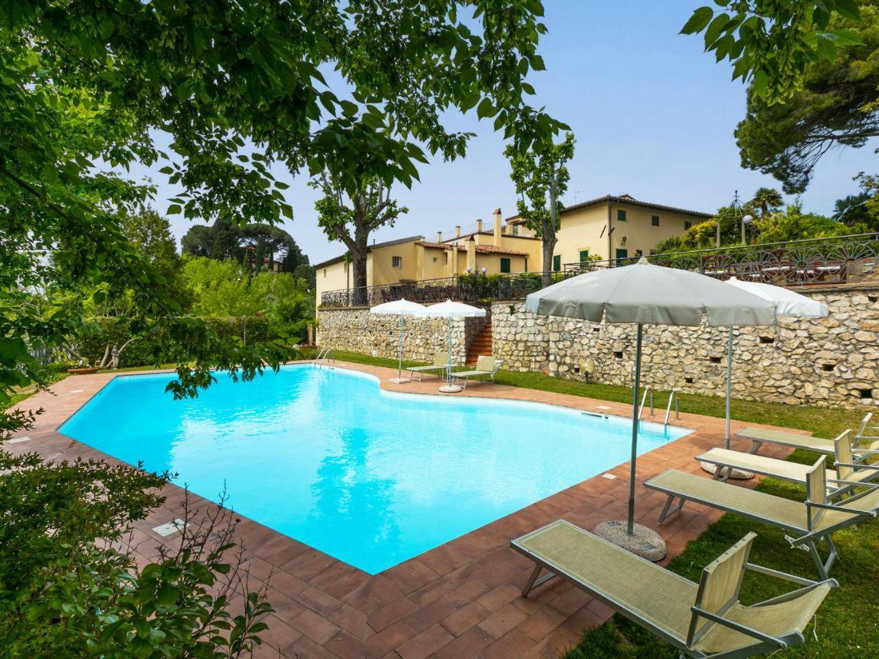 Holiday Home Villa la Guardia Vecchia 2 by Interhome — 4-Star Luxury Hotel in Crespina, Italy