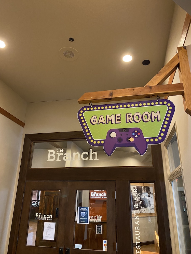 Holiday Inn West Yellowstone by IHG. - photo 135
