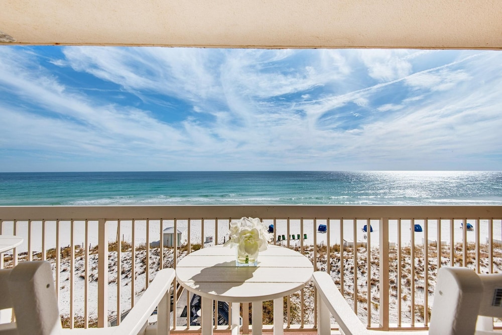Pelican Beach Resort 501 - photo 36