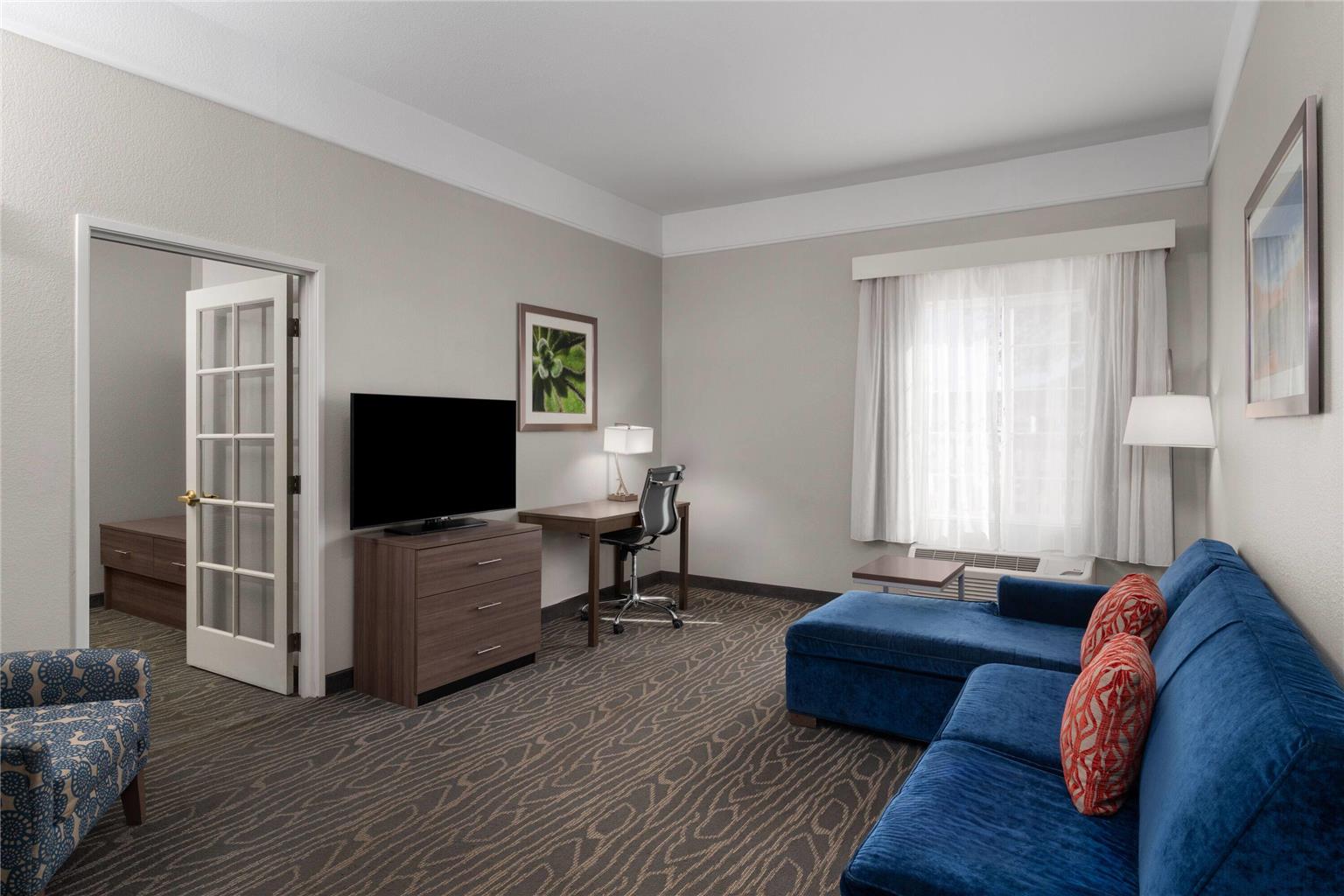 La Quinta Inn & Suites by Wyndham Gallup - photo 44