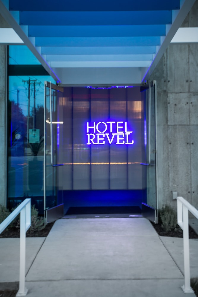 Hotel Revel - photo 46