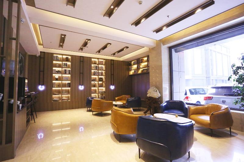 Starway Hotel — hotel in Fuxin