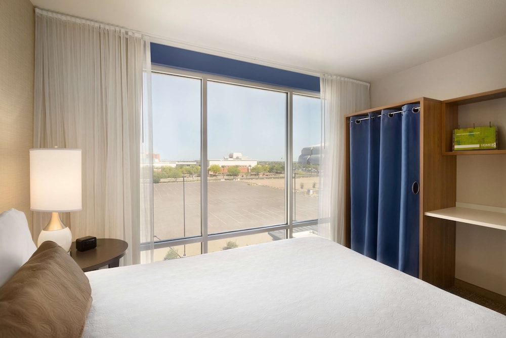 Home2 Suites by Hilton Glendale Westgate - photo 10