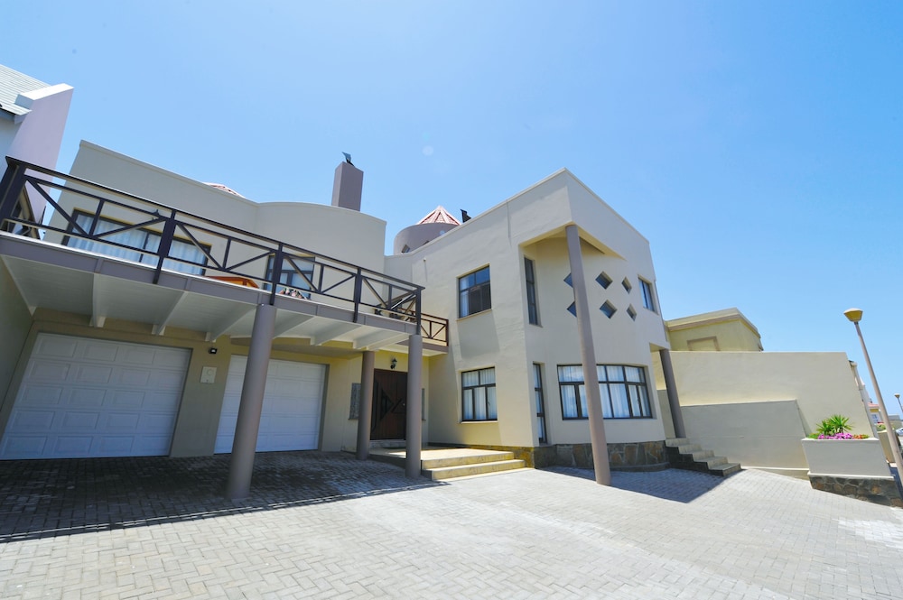 Blue Lily Langstrand Self Catering in Walvis Bay, Namibia