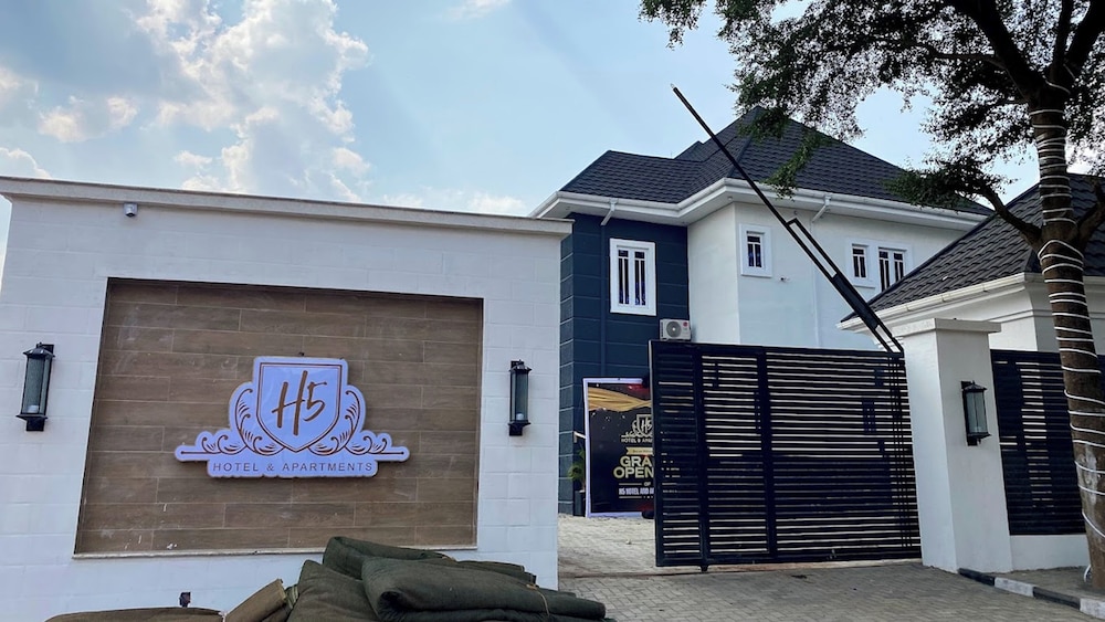 H5 Hotel and Apartments in Enugu, Nigeria
