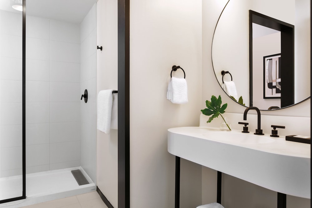Kimpton Hotel Fontenot by IHG - photo 60