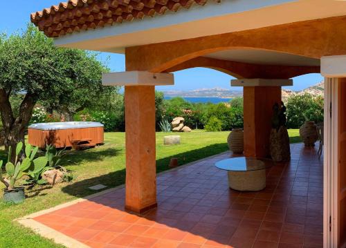La Perla di Palau — hotel in Palau