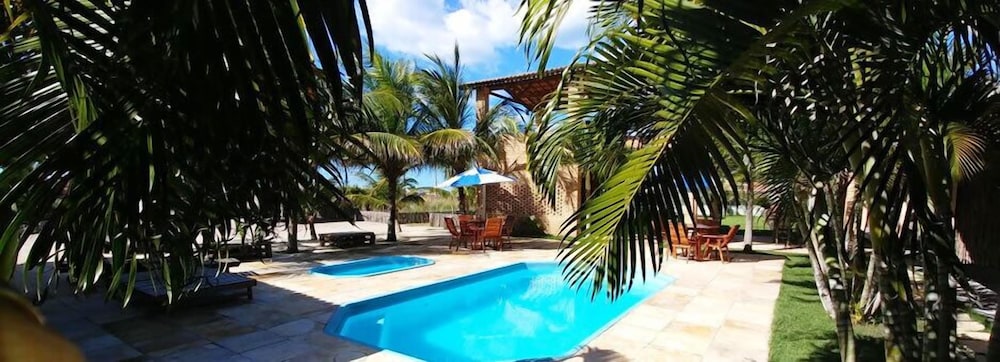 Pousada da Barra — hotel in Beberibe