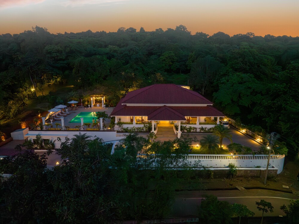 Amã Stays & Trails Palmeira De Socorro Goa — 5-Star Luxury Hotel in Mormugao, India