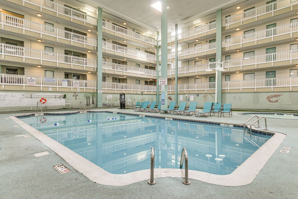 Resort Amenities and Beach Access Hilton Head Condo - photo 17