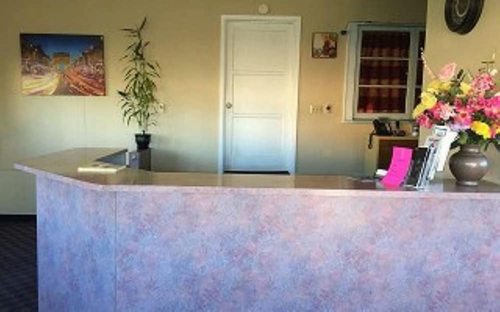 Summer Wind Budget Motel - photo 2