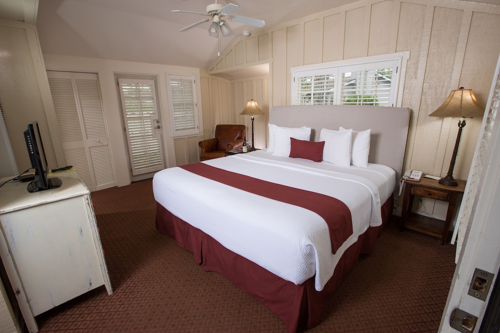 Carmel River Inn & Cottages - photo 12