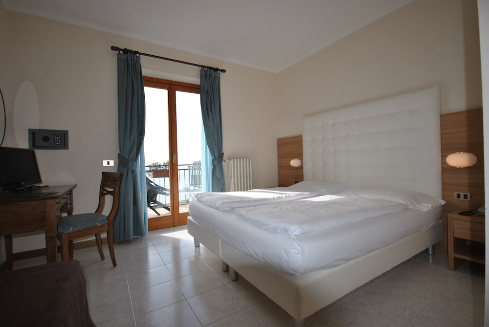 Gallo - carbon neutral hotel in Gardola