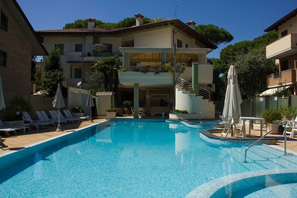 Hotel Rosenblatt - carbon neutral hotel in Cervia