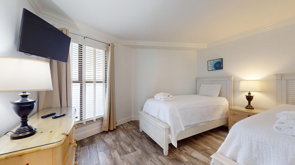 Beachside Towers at Sandestin by Gibson Beach Rentals - photo 436