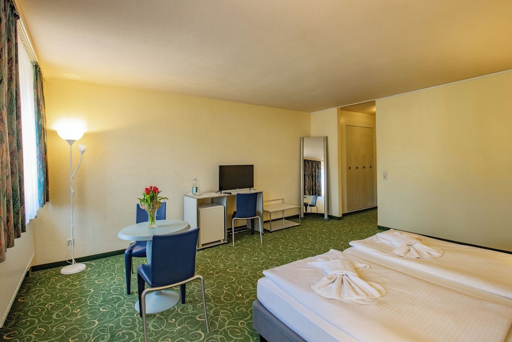 Erzgebirgshotel Freiberger Höhe — Eppendorf — photo 3