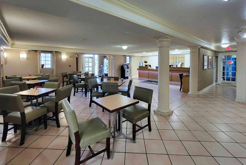 La Quinta Inn by Wyndham Amarillo West Medical Center - photo 6