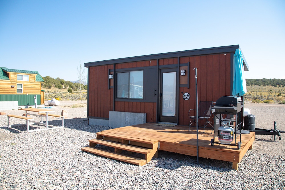 Trail and Hitch Tiny Home Hotel and RV - photo 15