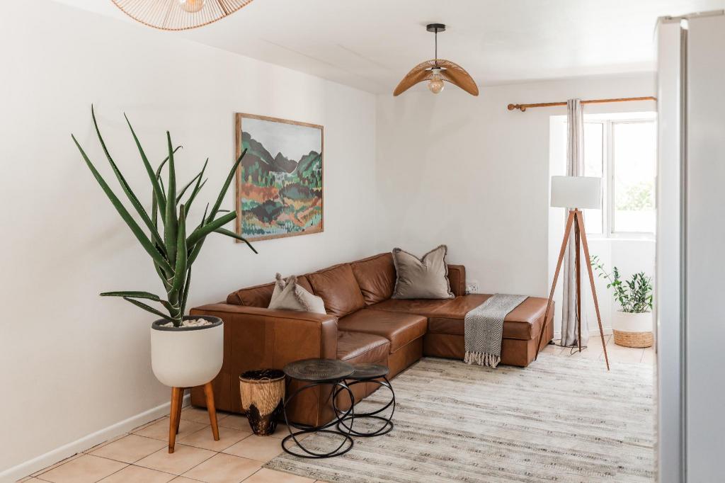 Silvertree Collective Spacious Central Apartment — 4-Star Luxury Hotel in Stellenbosch, South Africa