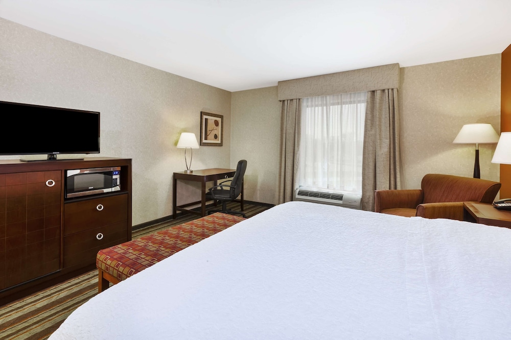Hampton Inn Detroit Southgate - photo 14