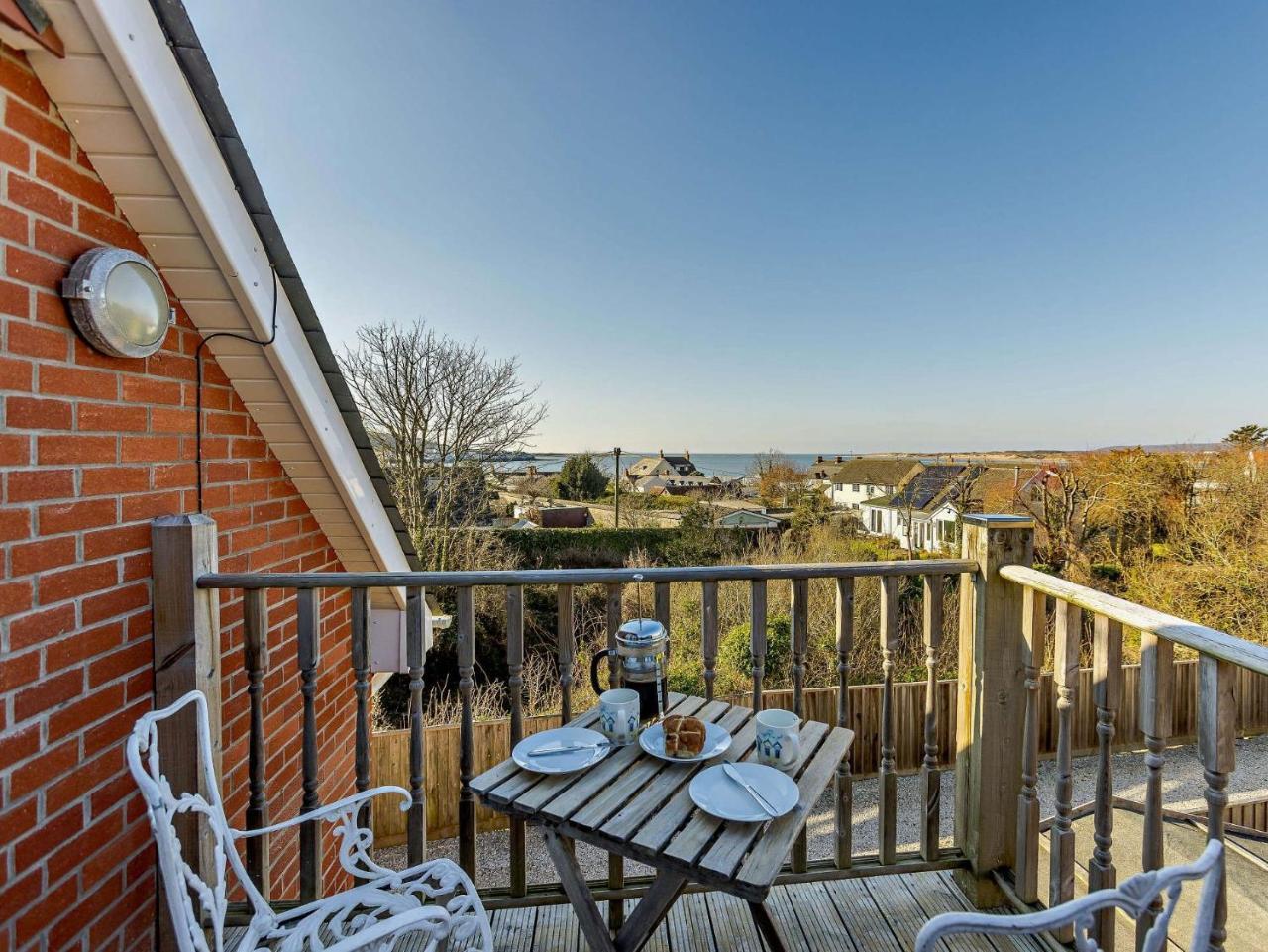 1 Bed in Bideford oc 55340 - last minute hotel in Unknown City