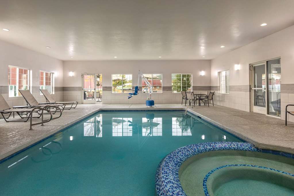 La Quinta Inn & Suites by Wyndham Williams Grand Canyon Area - photo 9