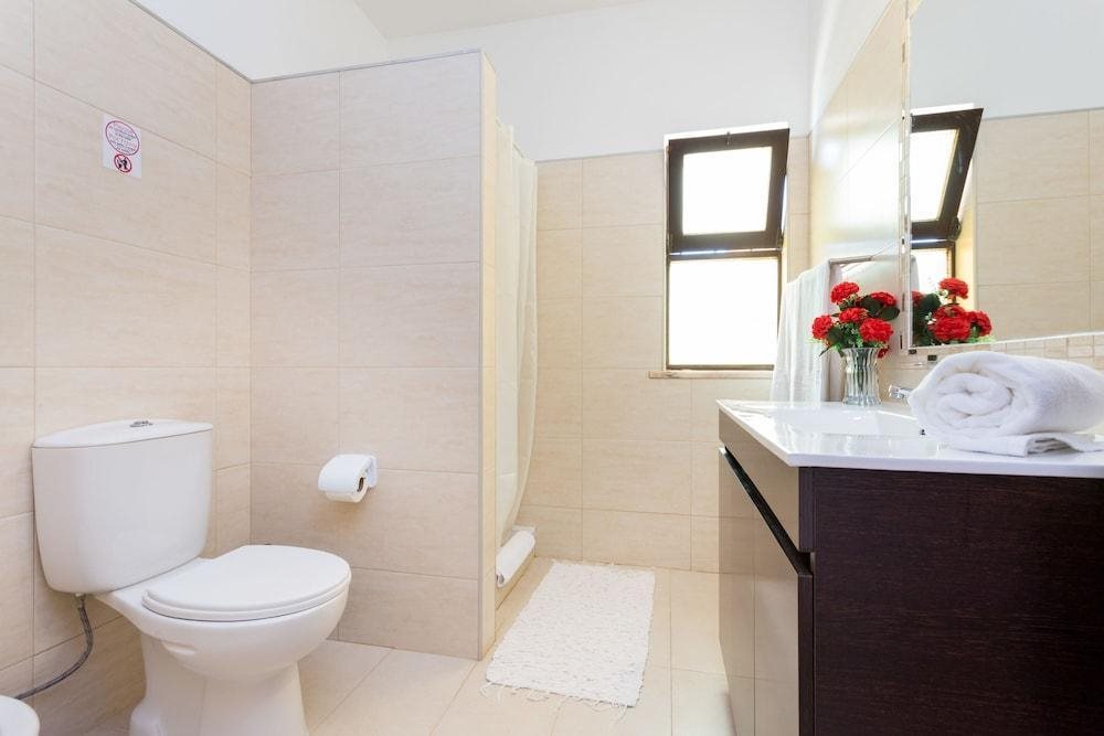 Casa Concha Guesthouse — 4-Star Luxury Hotel in Lagos, Portugal