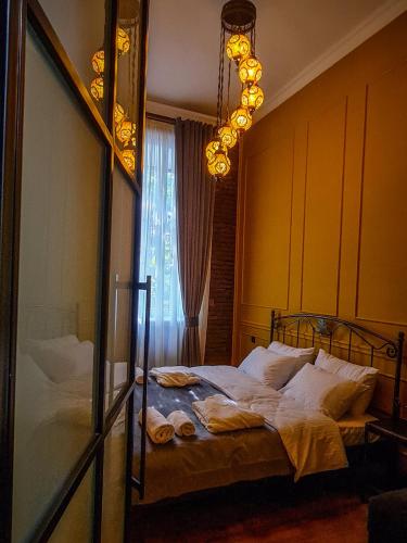 Top Floor Apartment Balcony in sololaki Room 25