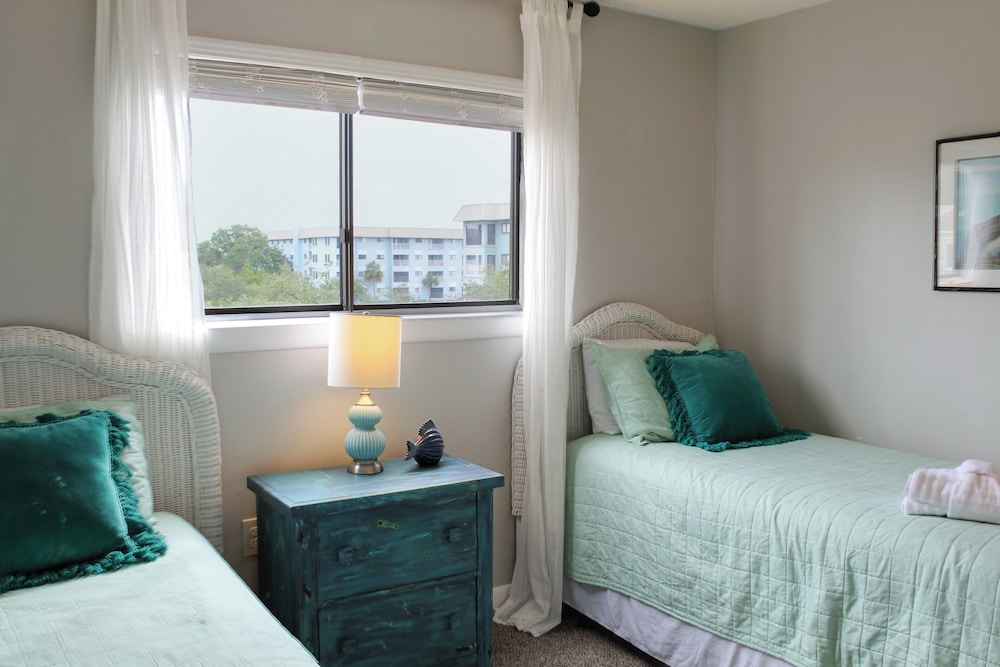 1 2 Mi to Beach: Condo in Hilton Head Resort - photo 13