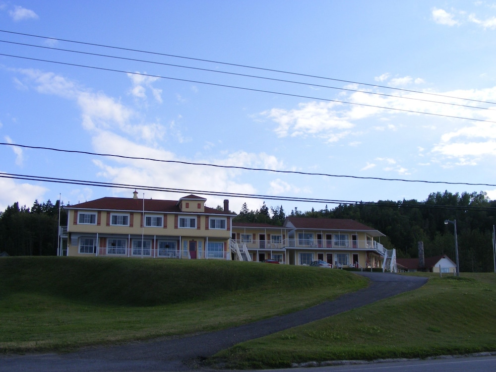 Hôtel Motel Bon Accueil in Gaspe, Canada