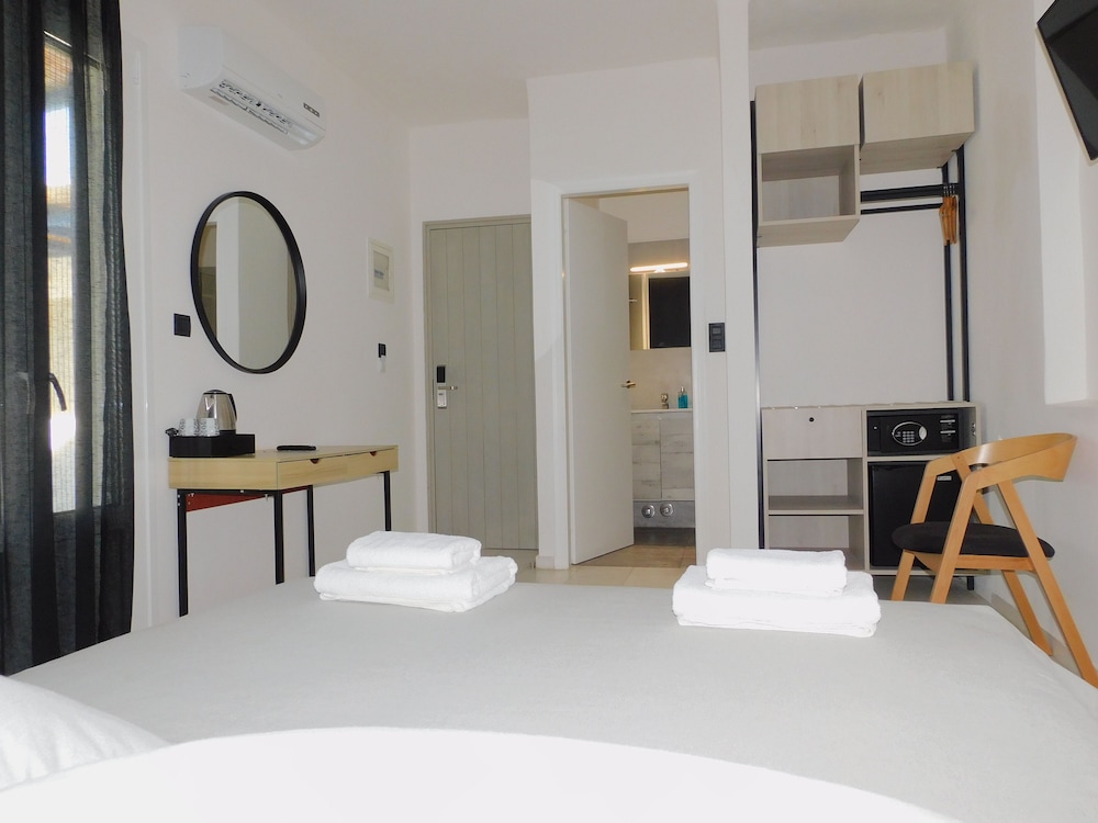Fotilia Hotel — Paros — photo 3