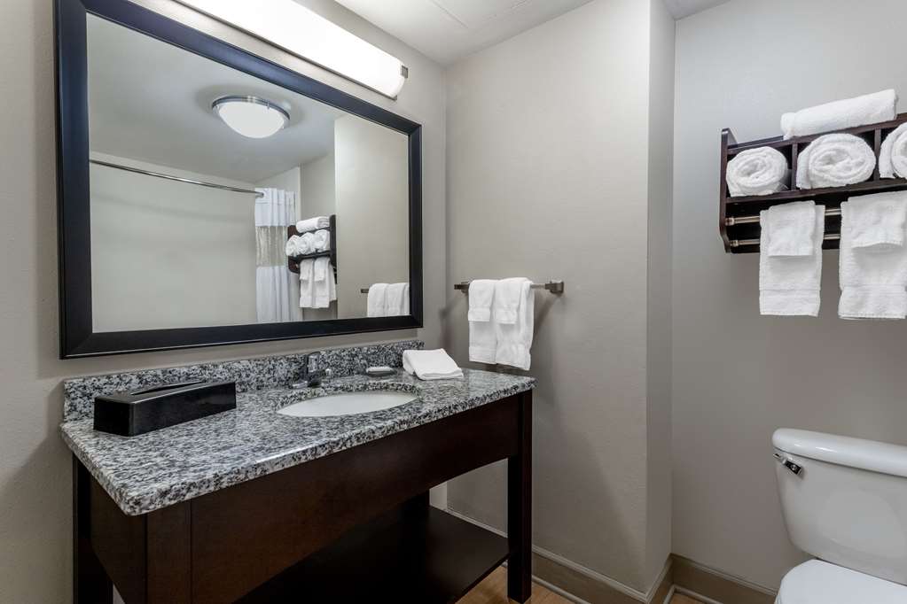La Quinta Inn & Suites by Wyndham Ocean City - photo 23