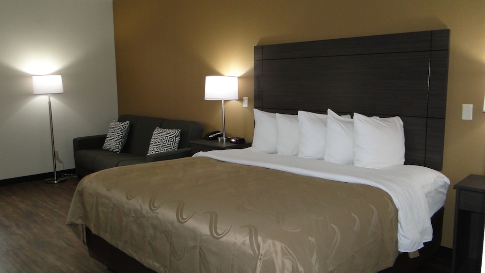 Quality Inn Clinton Knoxville North - photo 5
