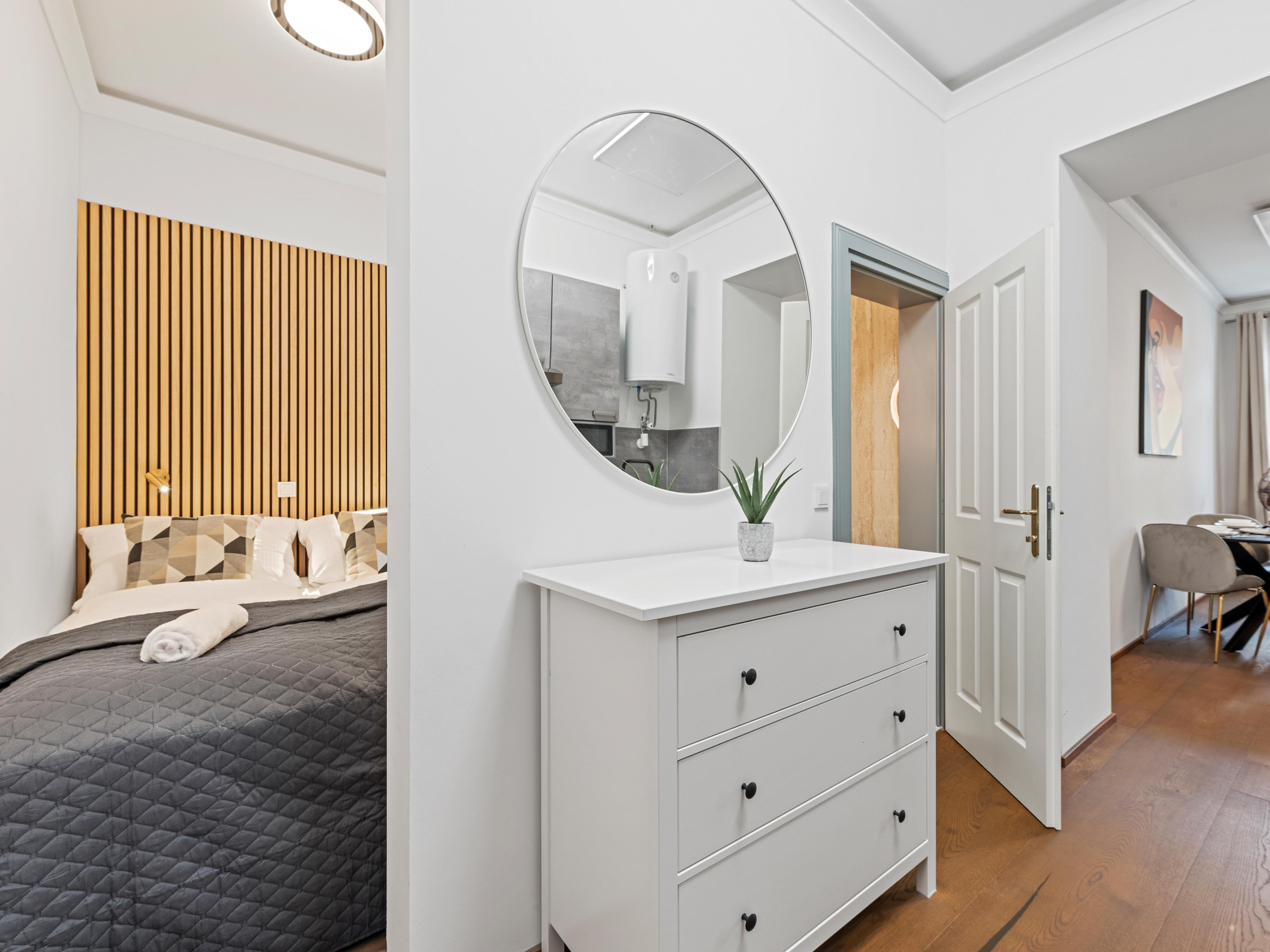 SKY9 Apartments District 14 — 4-Star Luxury Hotel in Vienna, Austria