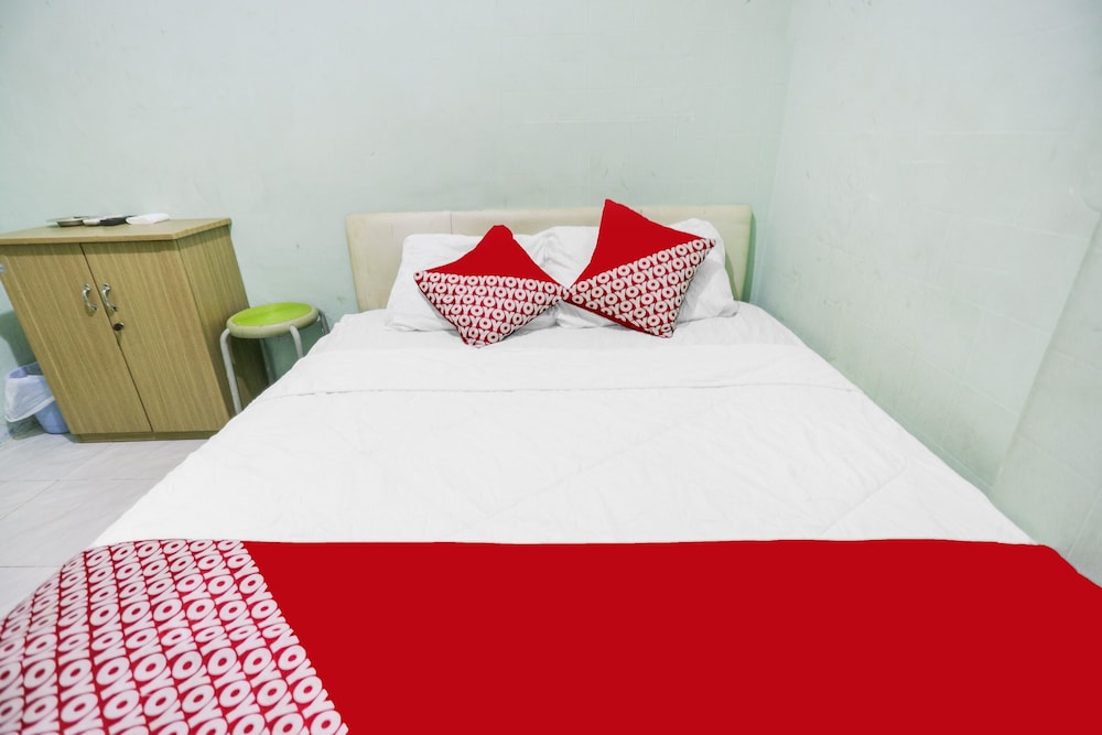 Hotel O Rajawali Inn — Batam