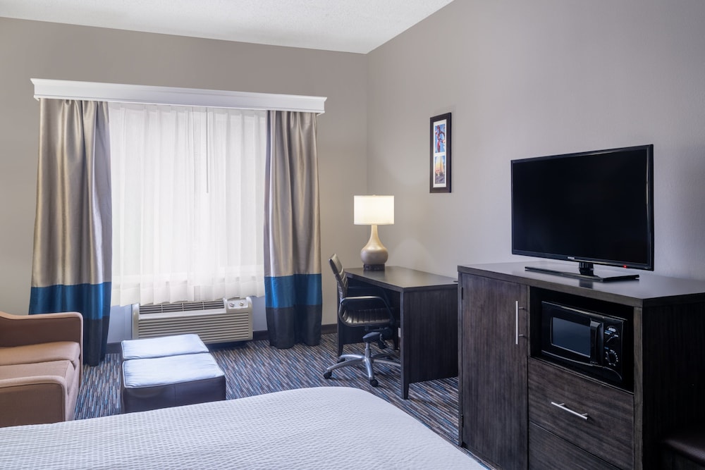 Garner Hotel Oklahoma City Quail Springs by IHG - photo 22