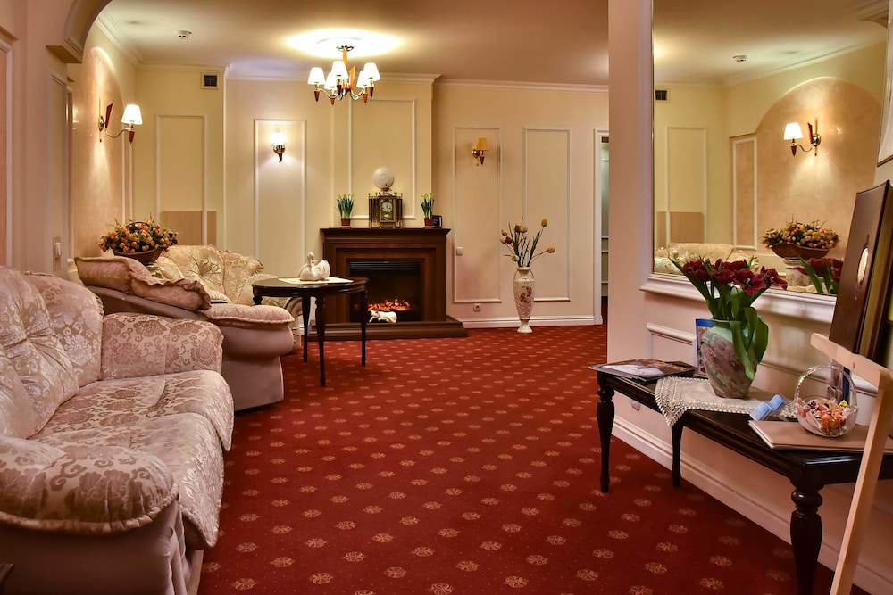 7 Sky Hotel Klinicheskaya Street in Kyiv, Ukraine