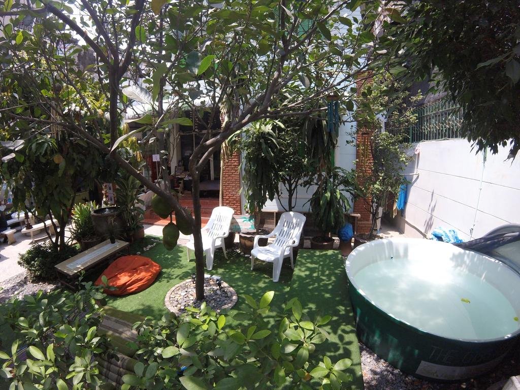 The Oasis Hostel Adults Only